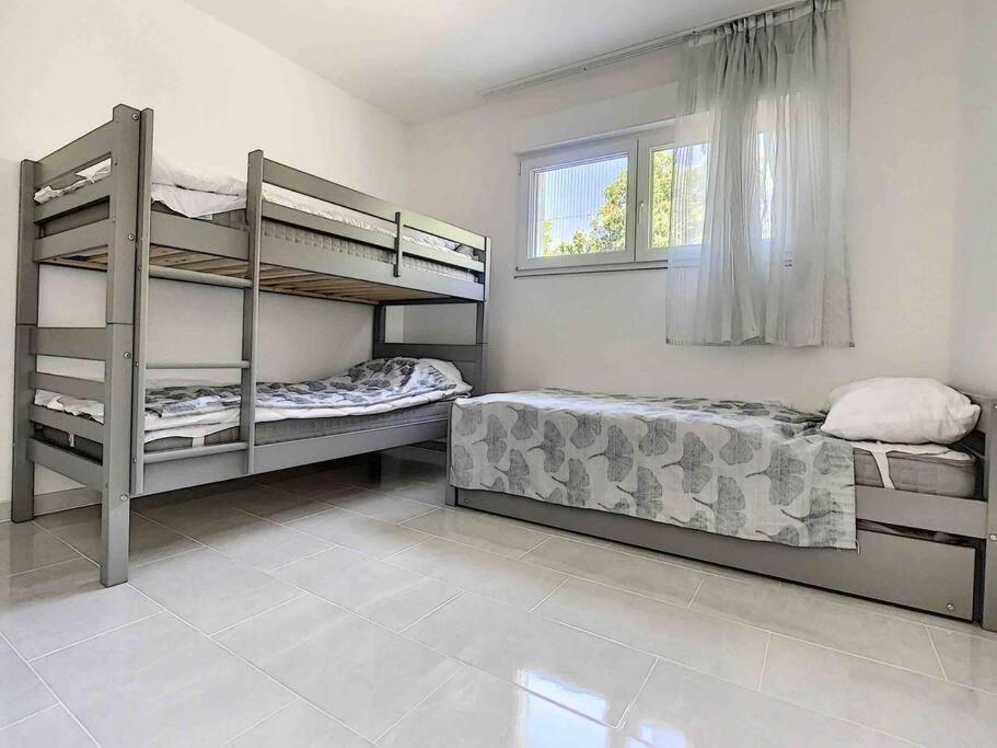 La Villa Petite Camargue แซ็ง-ลุยส์ ภายนอก รูปภาพ